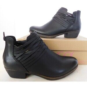 NEW Sugar Rhett Criss Cross Strappy Back Zip Ankle Boots 7.5 M Black Distressed